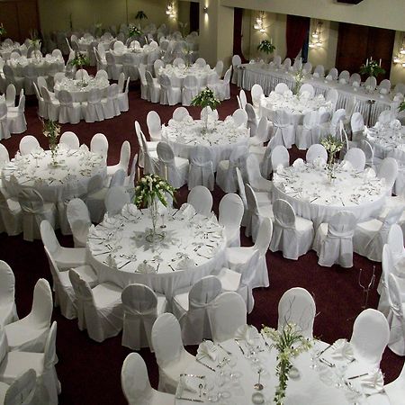 Valis Resort Hotel Volos Bagian luar foto A wedding reception