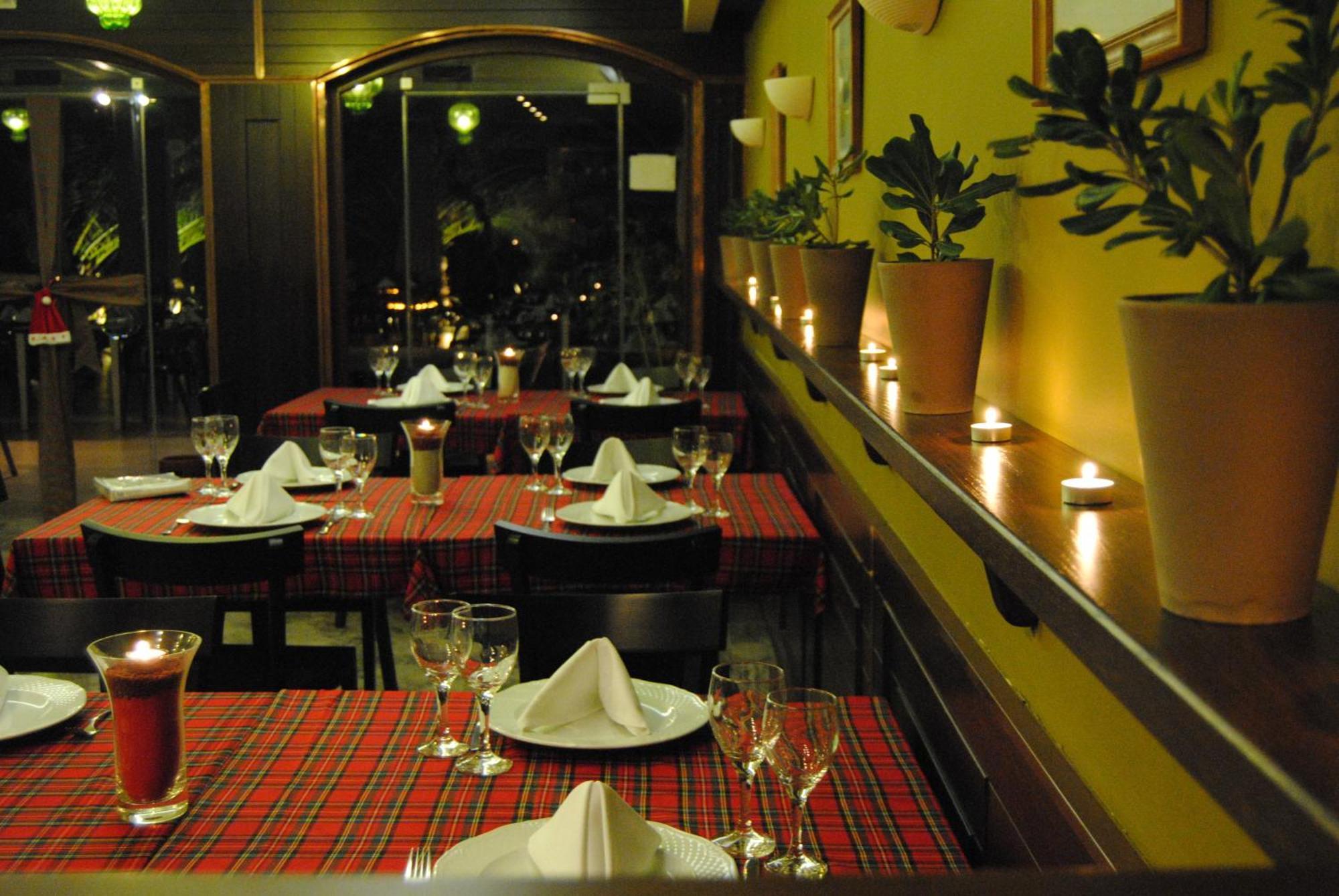 Valis Resort Hotel Volos Bagian luar foto Restaurant interior