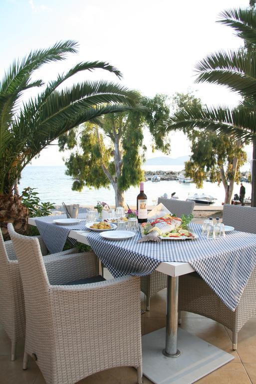 Valis Resort Hotel Volos Bagian luar foto A Greek table